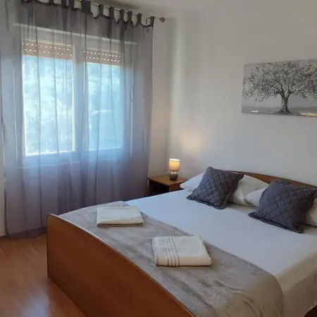 Cuk Apartman *