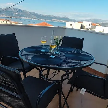 Cuk Apartman *